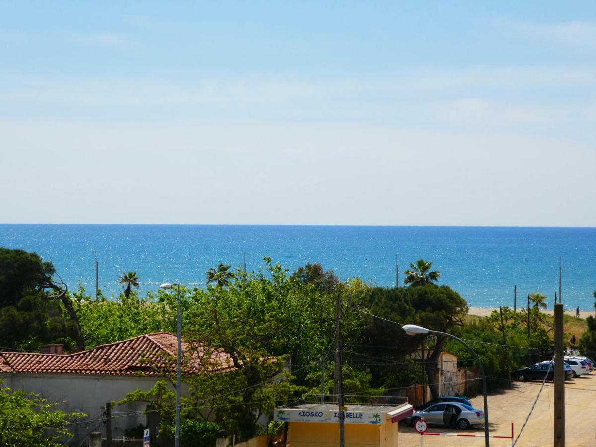 Beach House Castelldefels Exteriör bild